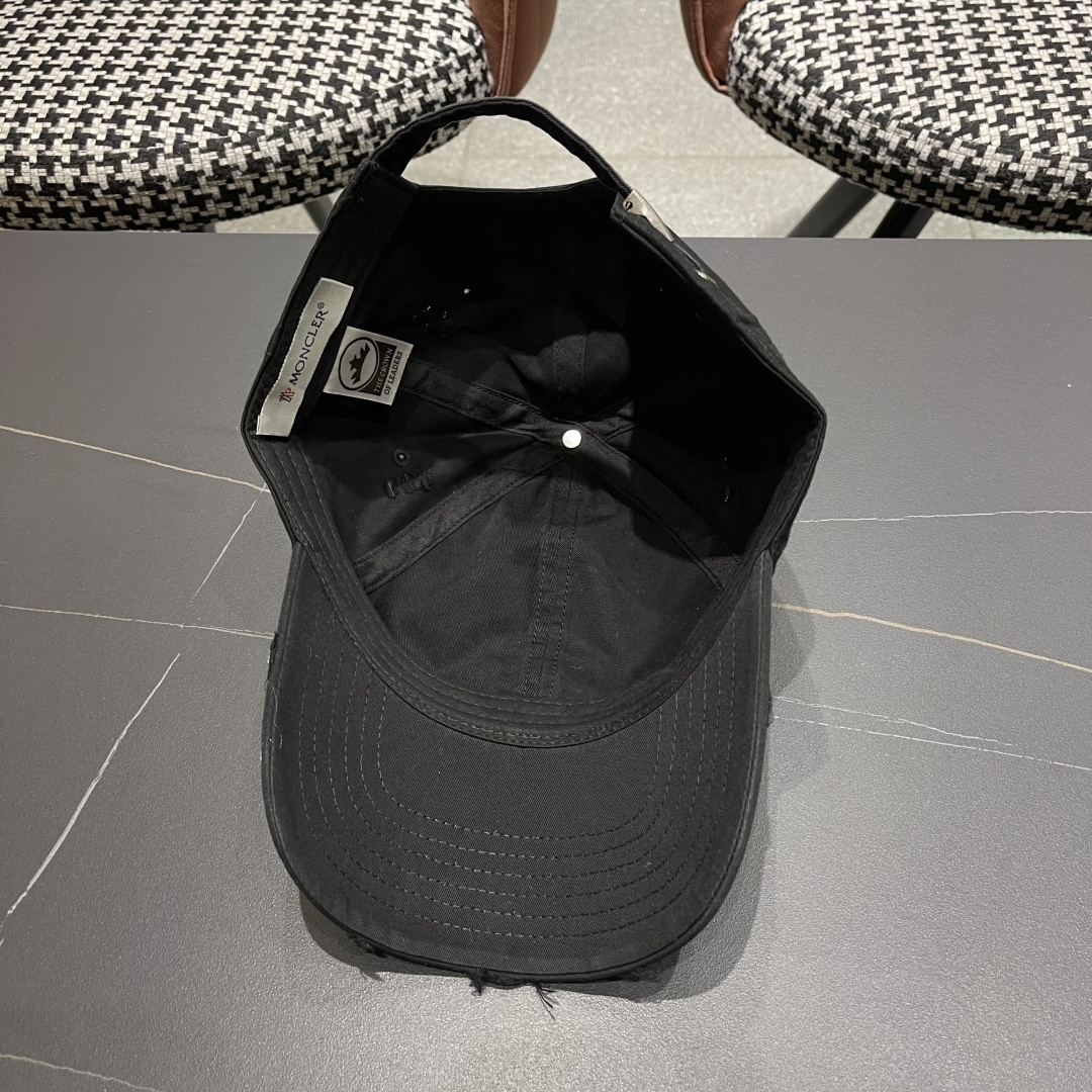  蒙口Moncler🆕2025春款新款个性破洞棒球帽，高品质透气性巨佳，四季佩戴款
男女同款