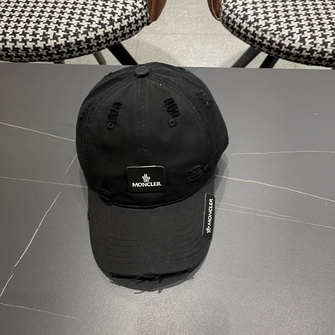  蒙口Moncler🆕2025春款新款个性破洞棒球帽，高品质透气性巨佳，四季佩戴款
男女同款
