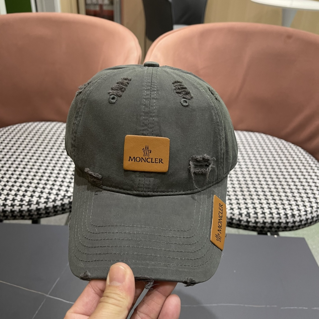  蒙口Moncler🆕2025春款新款个性破洞棒球帽，高品质透气性巨佳，四季佩戴款
男女同款