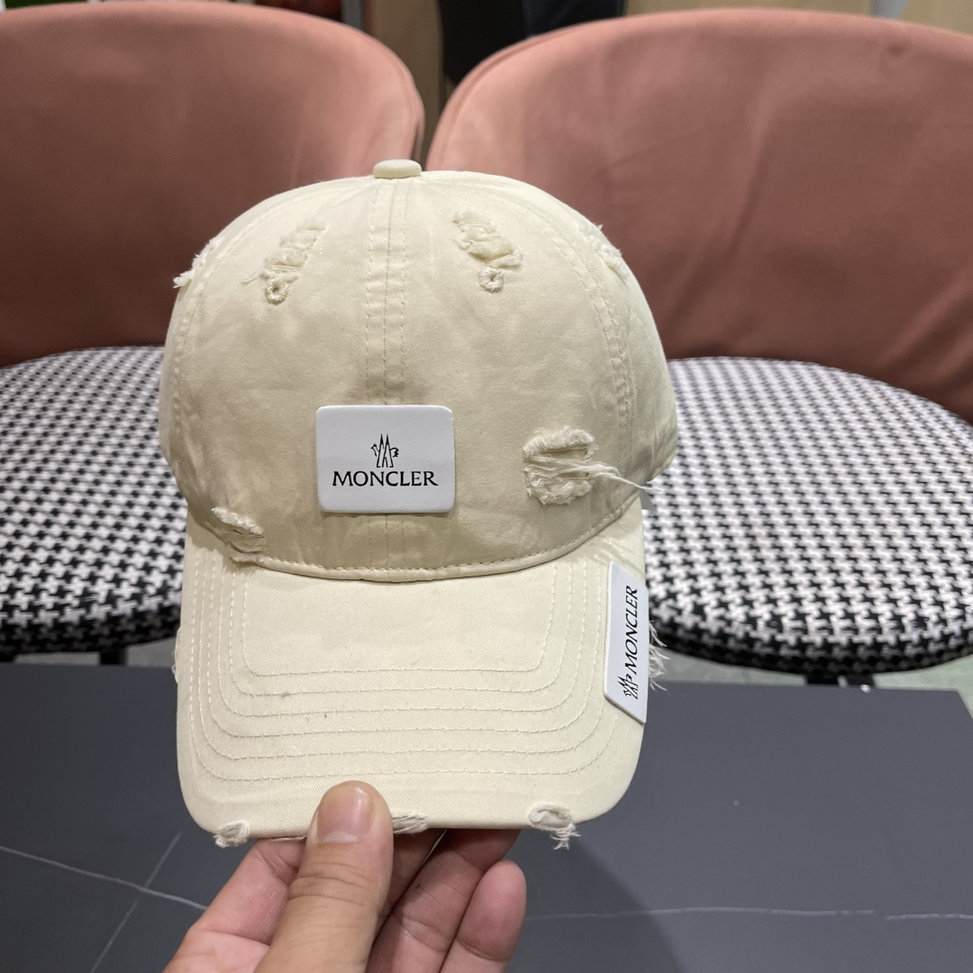  蒙口Moncler🆕2025春款新款个性破洞棒球帽，高品质透气性巨佳，四季佩戴款
男女同款