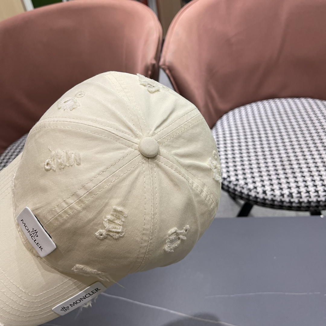  蒙口Moncler🆕2025春款新款个性破洞棒球帽，高品质透气性巨佳，四季佩戴款
男女同款