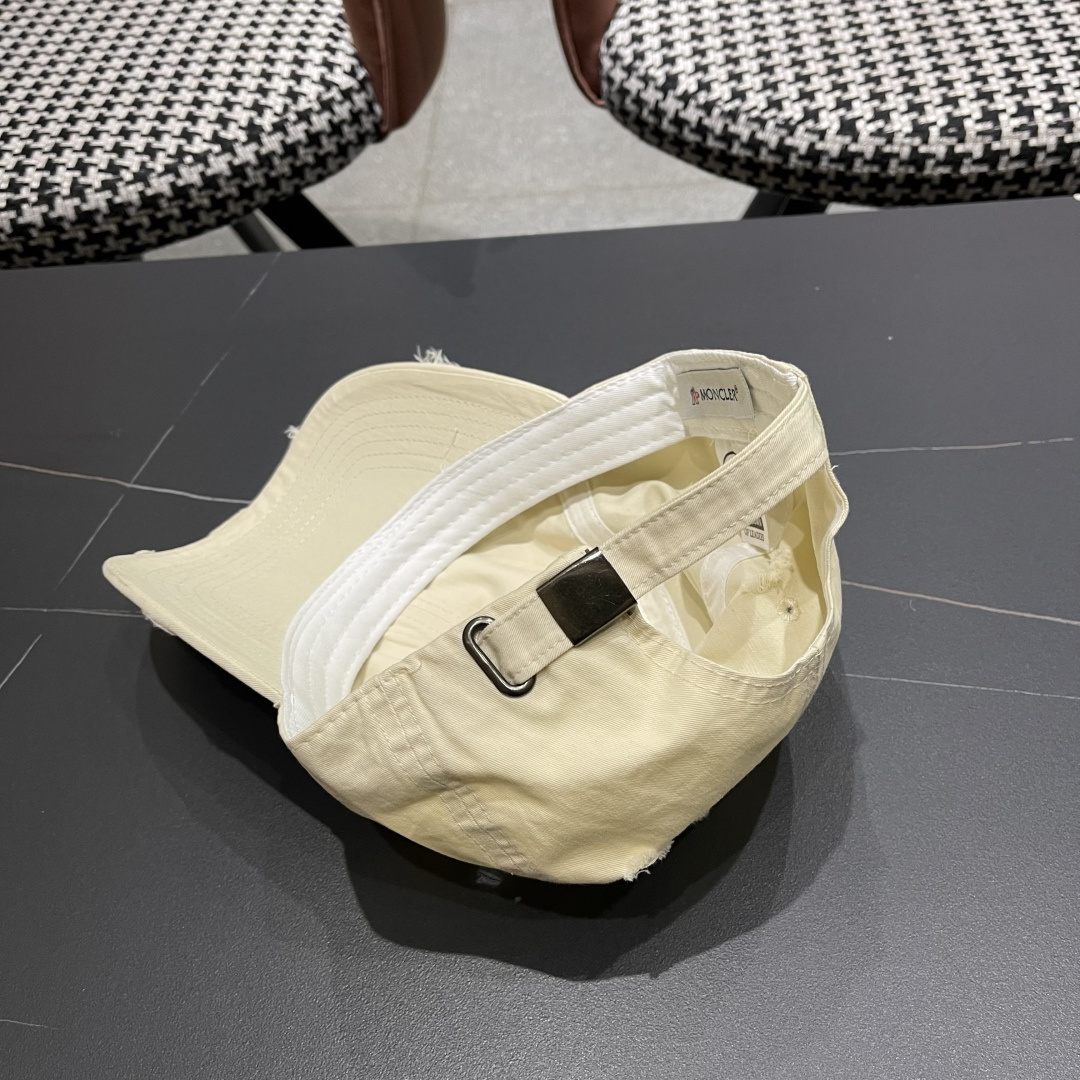 蒙口Moncler🆕2025春款新款个性破洞棒球帽，高品质透气性巨佳，四季佩戴款
男女同款