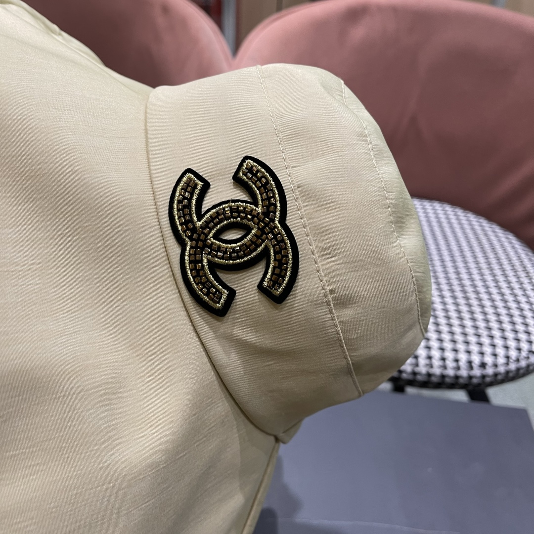 💛【CHANEL香奈儿】2025新款新款韩版蝴蝶结渔夫帽女春夏遮阳盆帽显脸小ins大
檐防晒太阳帽子