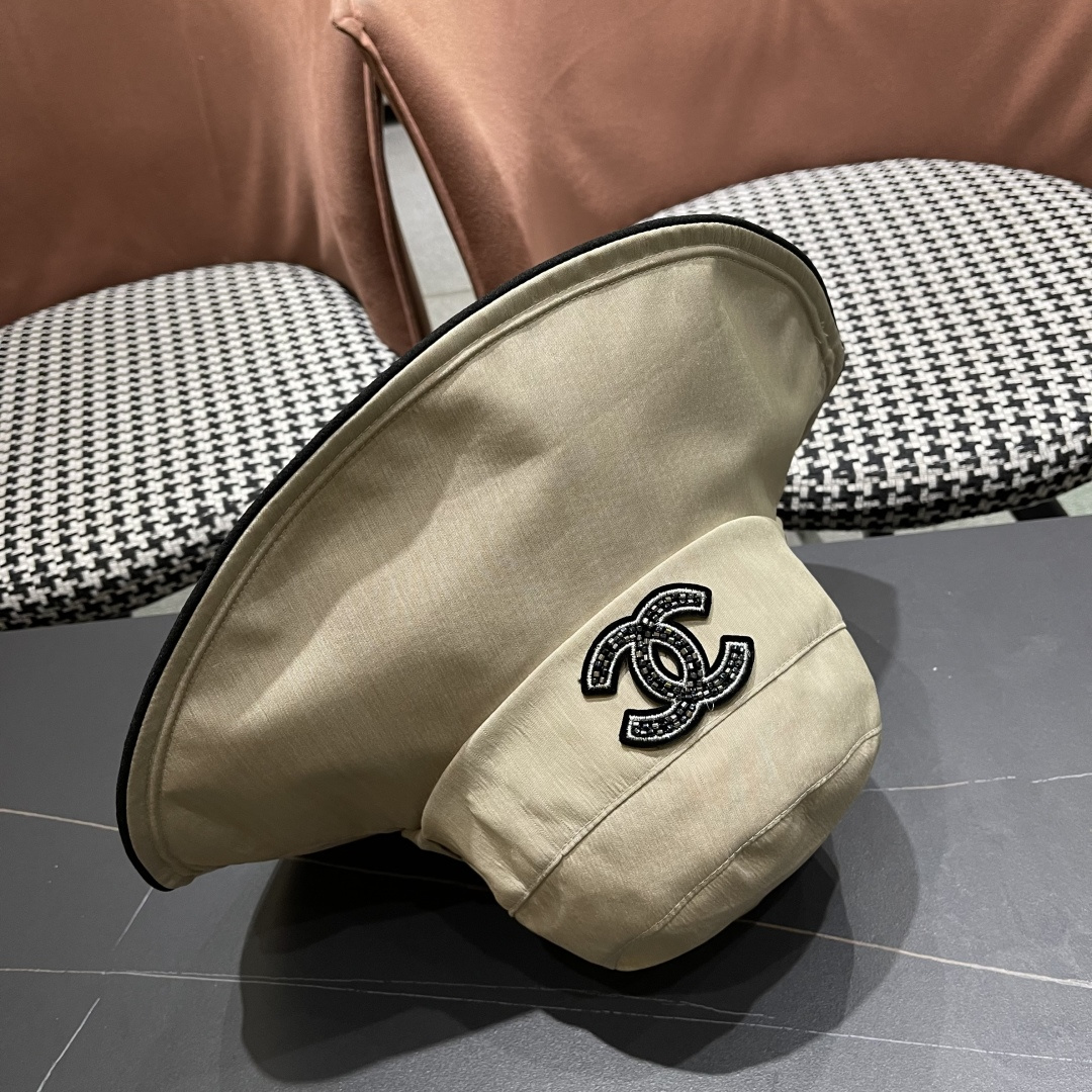 💛【CHANEL香奈儿】2025新款新款韩版蝴蝶结渔夫帽女春夏遮阳盆帽显脸小ins大
檐防晒太阳帽子