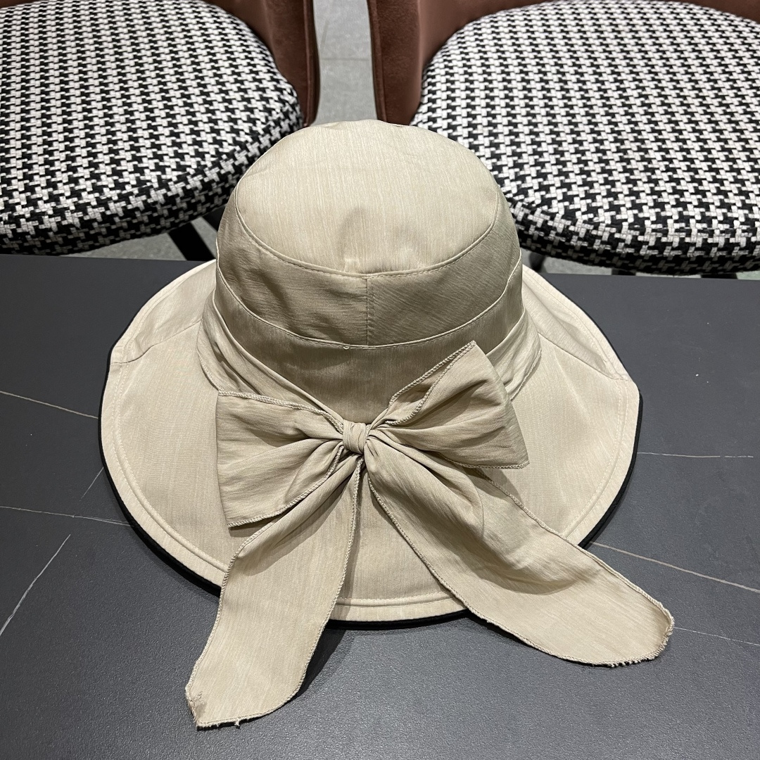 💛【CHANEL香奈儿】2025新款新款韩版蝴蝶结渔夫帽女春夏遮阳盆帽显脸小ins大
檐防晒太阳帽子