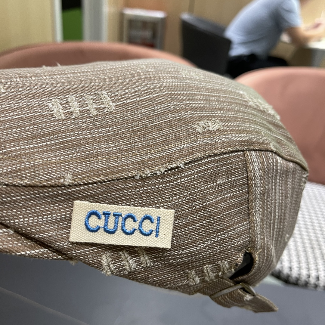  古奇 复古小众前进帽春秋夏季笔款贝雷帽男女品脸小
情侣画家帽遮阳鸭舌