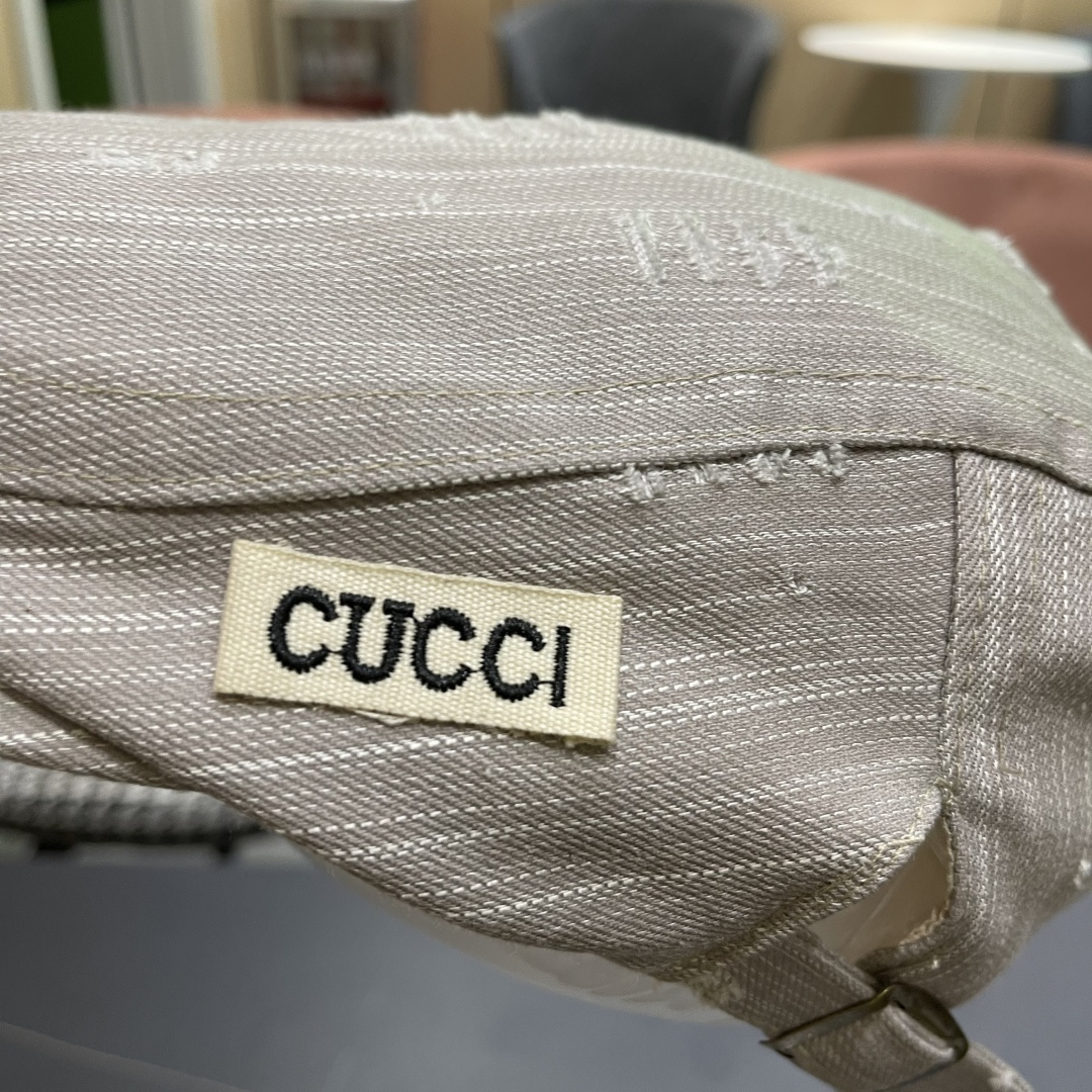  古奇 复古小众前进帽春秋夏季笔款贝雷帽男女品脸小
情侣画家帽遮阳鸭舌