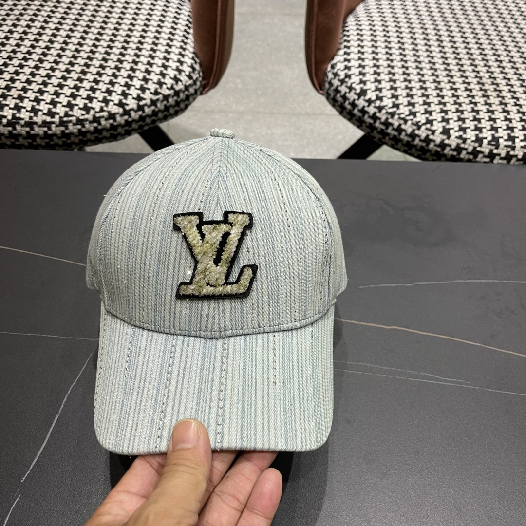 🧢LV路易威登🧢 2025棒球帽，非常经典的经典，流行的复古美，四季可用，出门必备，非常显脸小