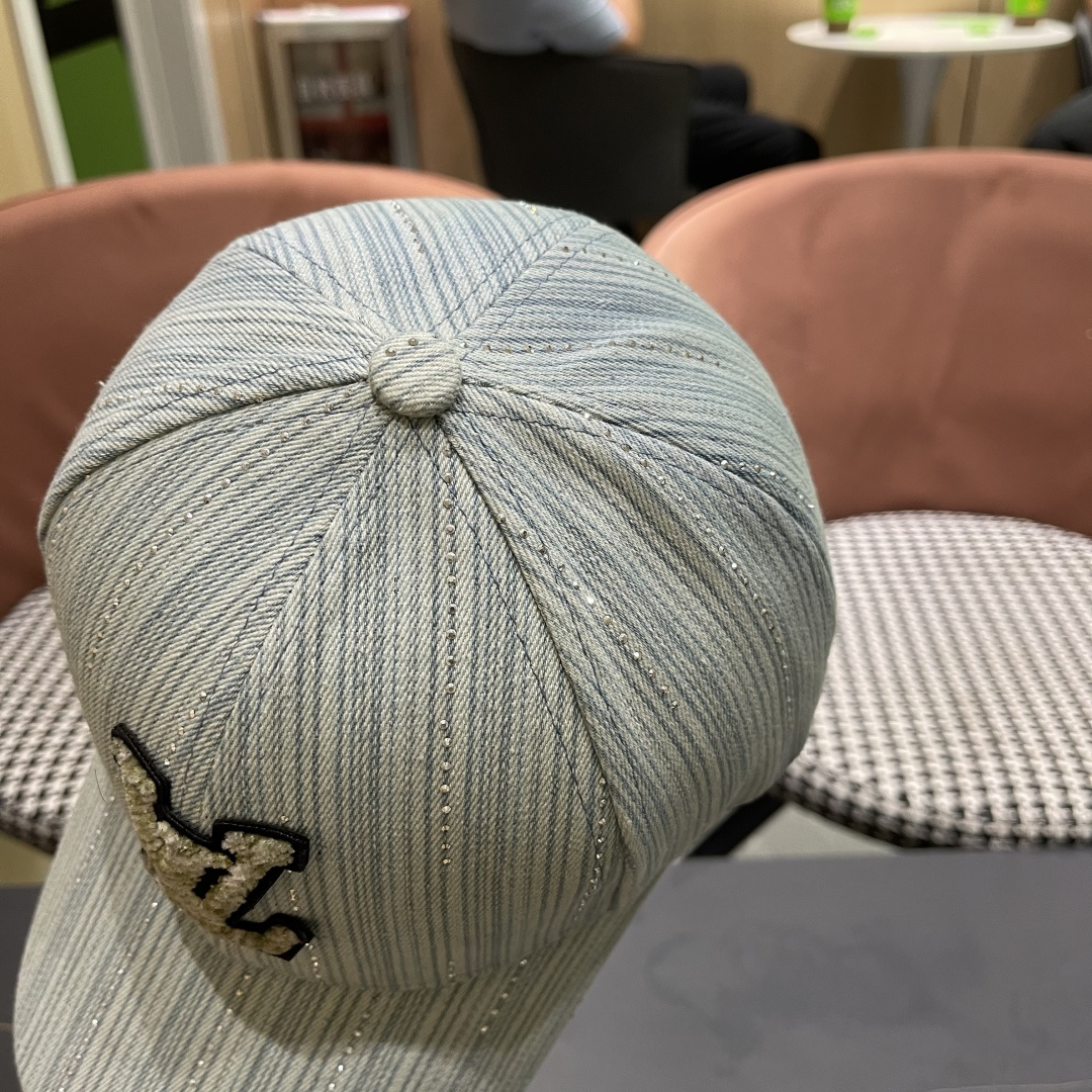 🧢LV路易威登🧢 2025棒球帽，非常经典的经典，流行的复古美，四季可用，出门必备，非常显脸小
