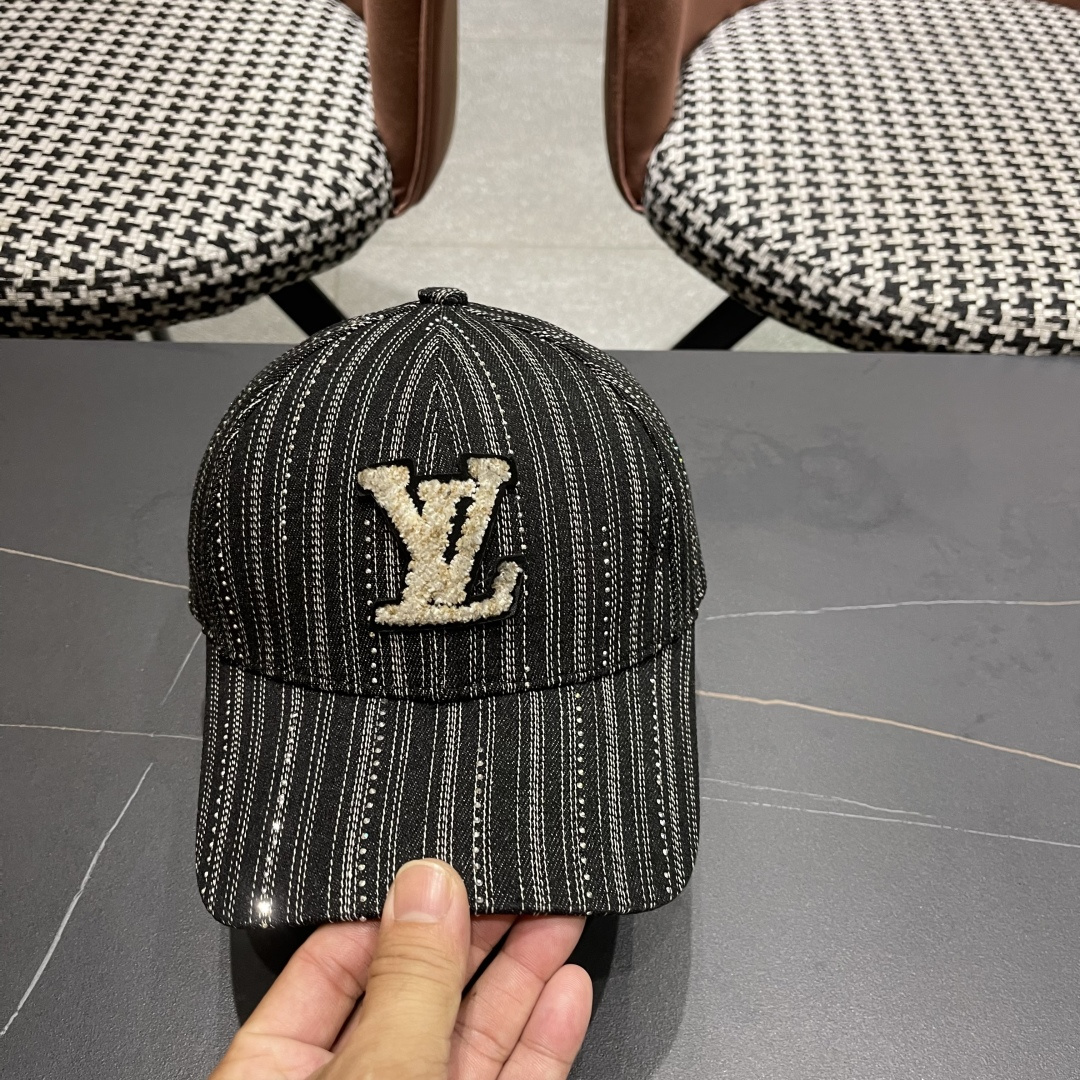 🧢LV路易威登🧢 2025棒球帽，非常经典的经典，流行的复古美，四季可用，出门必备，非常显脸小