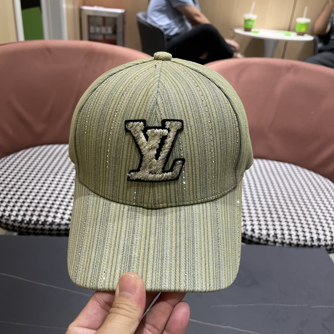 🧢LV路易威登🧢 2025棒球帽，非常经典的经典，流行的复古美，四季可用，出门必备，非常显脸小