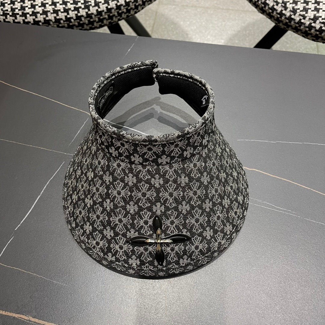  克罗心 2025新款潮牌十字架空顶帽夏季网红同款大檐遮阳帽高级
感显脸小防晒太阳帽