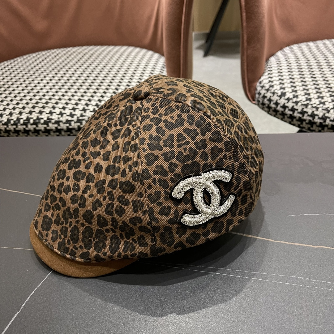 香奈儿 2025新款复古豹纹前进帽子女士春秋季显脸小
辣妹鸭舌贝雷帽子男士