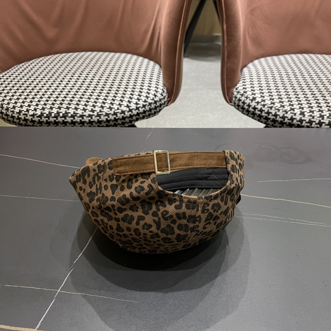  香奈儿 2025新款复古豹纹前进帽子女士春秋季显脸小
辣妹鸭舌贝雷帽子男士