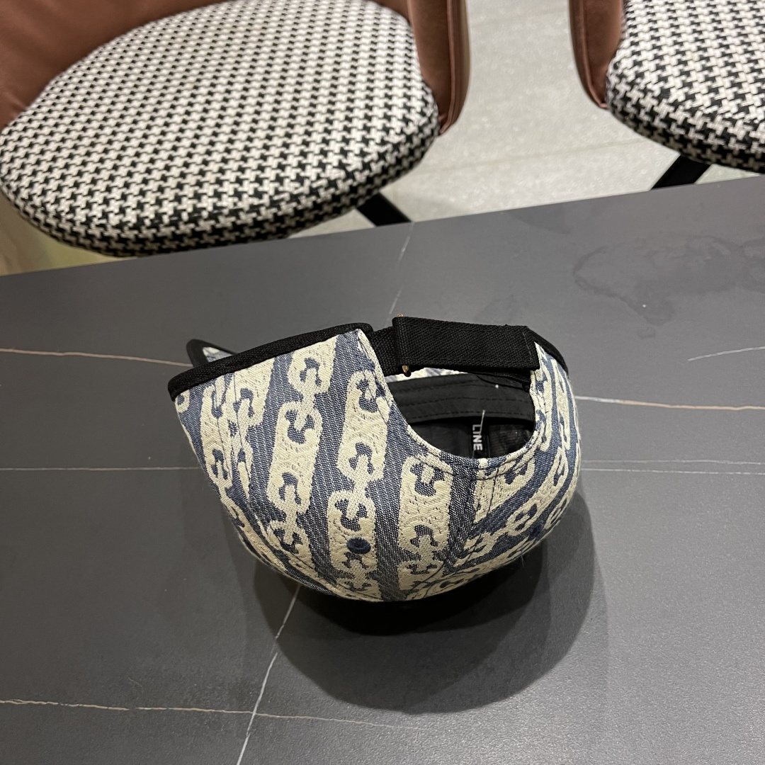  【CELINE赛琳】2025春夏款新款简约棒球帽，新款出货，大牌款超好搭配，赶紧入手！