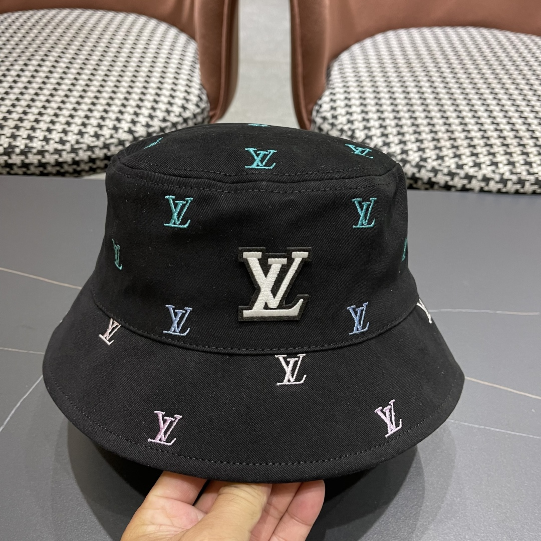  Lv路易威登2025新款 彩色渐变字母刺绣时尚双面渔夫帽 男士帽子