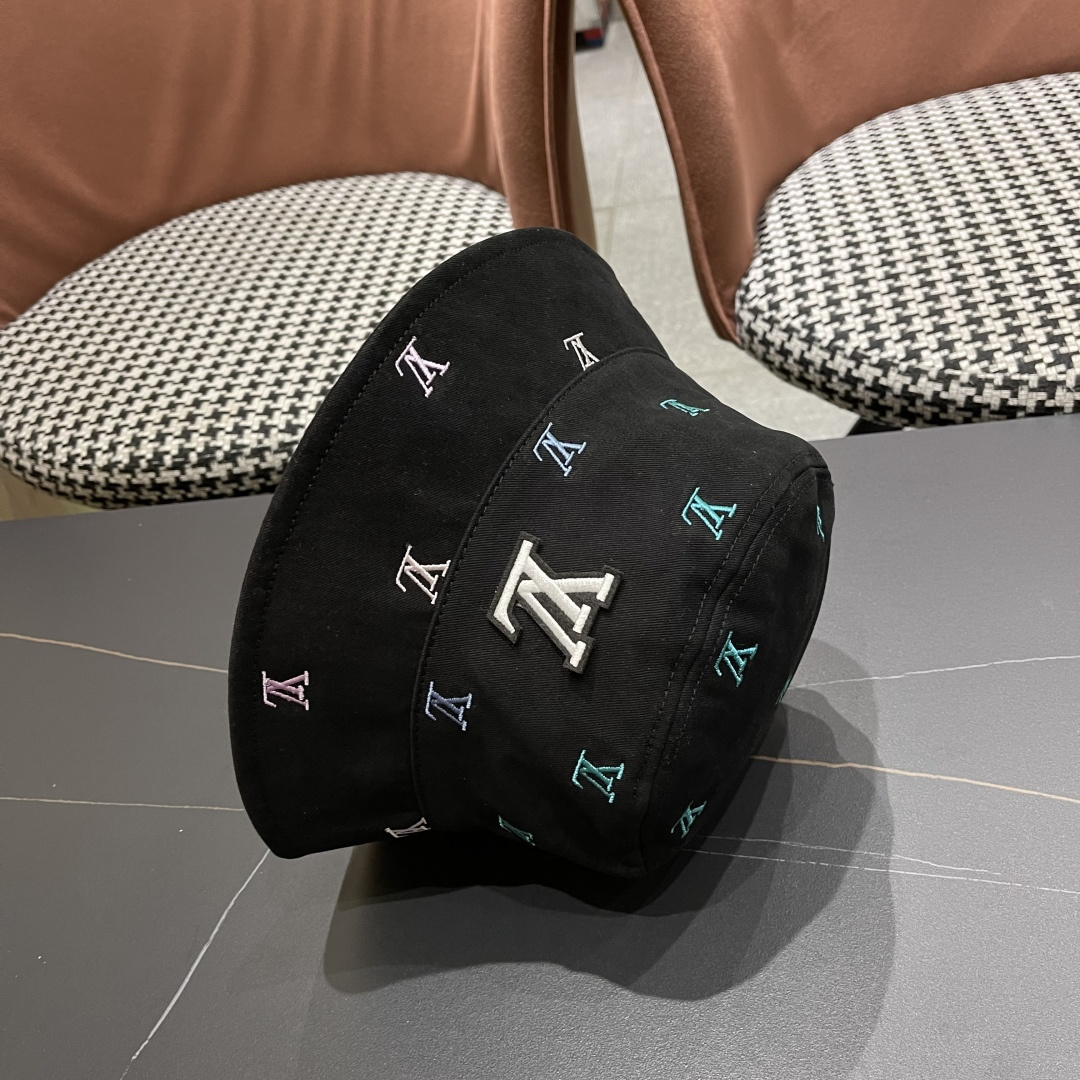  Lv路易威登2025新款 彩色渐变字母刺绣时尚双面渔夫帽 男士帽子