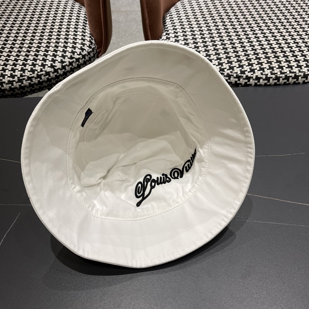  Lv路易威登2025新款 彩色渐变字母刺绣时尚双面渔夫帽 男士帽子