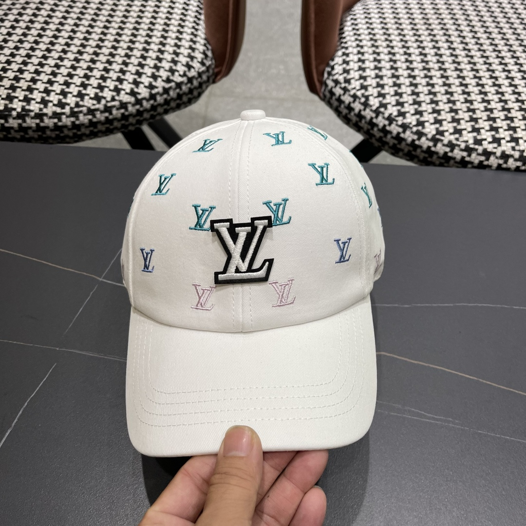  LV路易威登2025新款男女同款黑色棉质幻彩LV
剌绣棒球帽遮阳帽