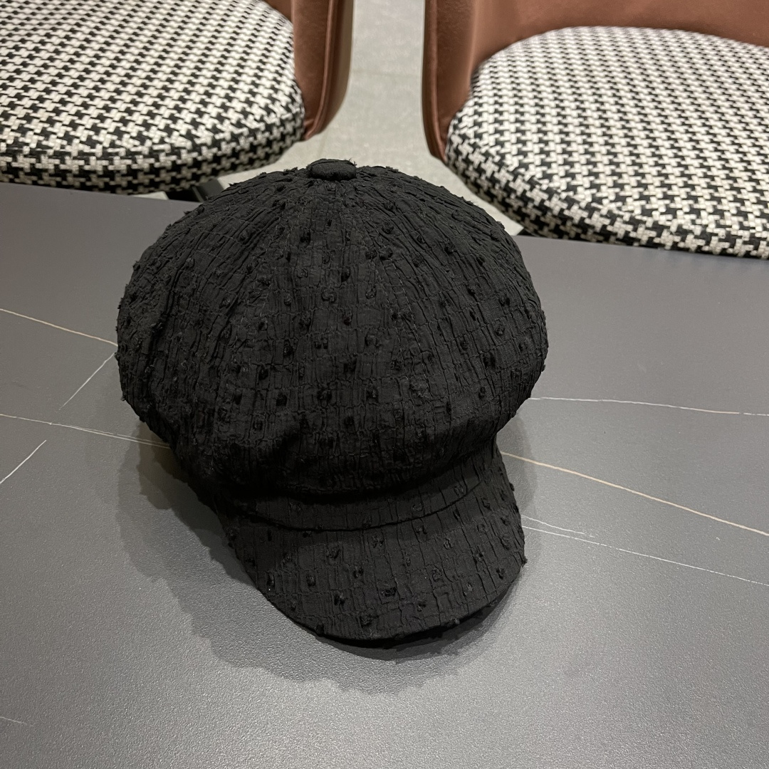  赛琳 2025新款橘子哥哥韩版气质八角贝雷帽女纯色
简约时尚夏季逛街帽子显脸小