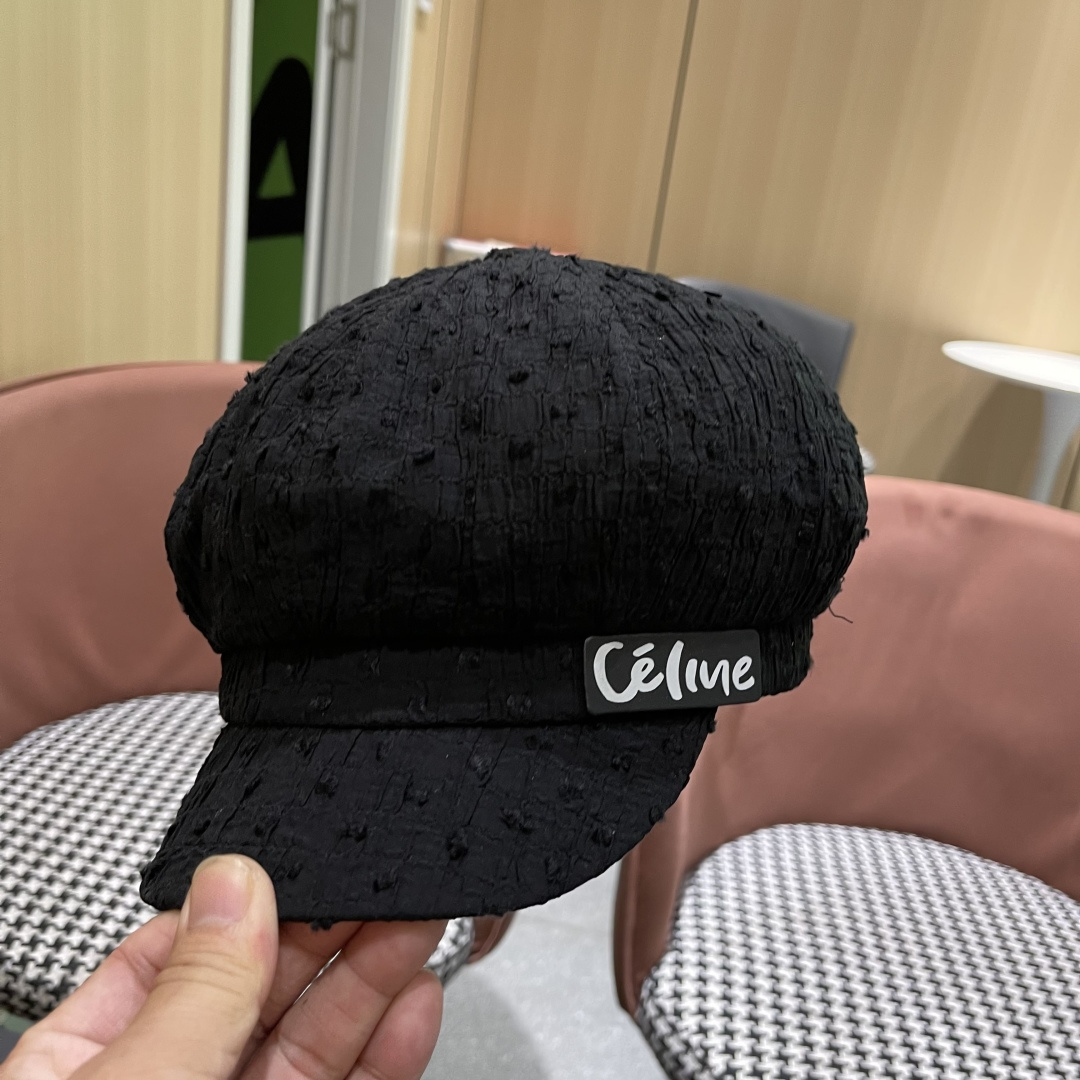  赛琳 2025新款橘子哥哥韩版气质八角贝雷帽女纯色
简约时尚夏季逛街帽子显脸小