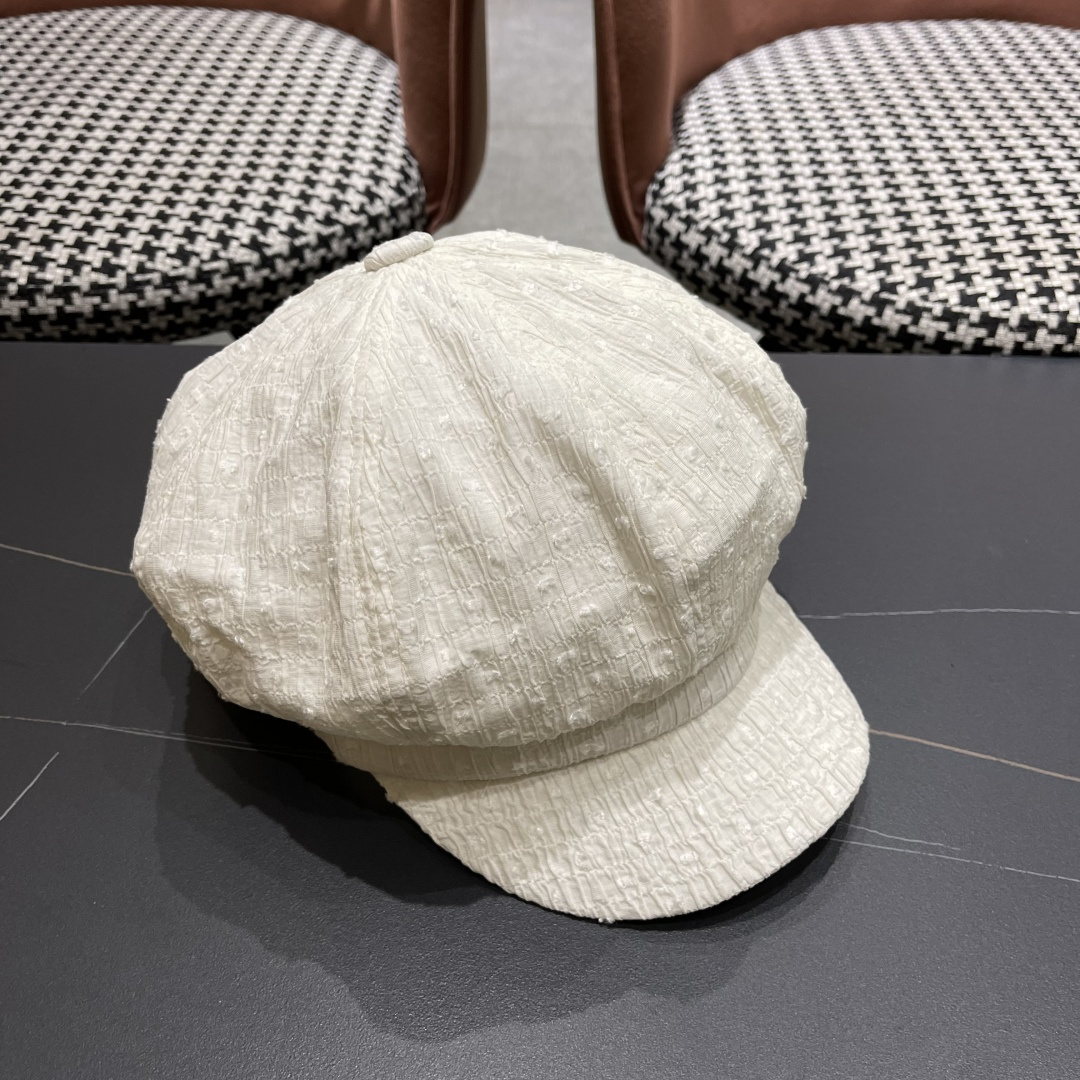  赛琳 2025新款橘子哥哥韩版气质八角贝雷帽女纯色
简约时尚夏季逛街帽子显脸小