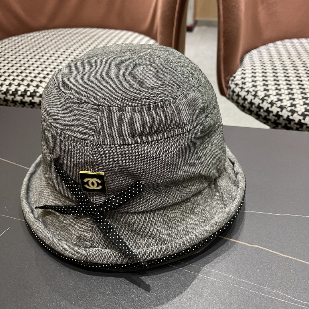 香奈儿 2025新款蝴蝶结卷边渔夫帽子女夏季赫本风气质优雅
礼帽百搭显脸小遮阳盆帽