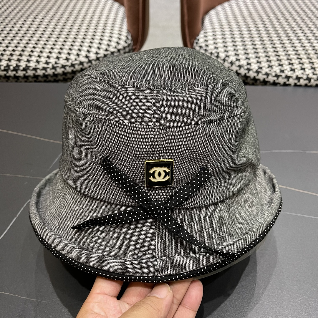  香奈儿 2025新款蝴蝶结卷边渔夫帽子女夏季赫本风气质优雅
礼帽百搭显脸小遮阳盆帽