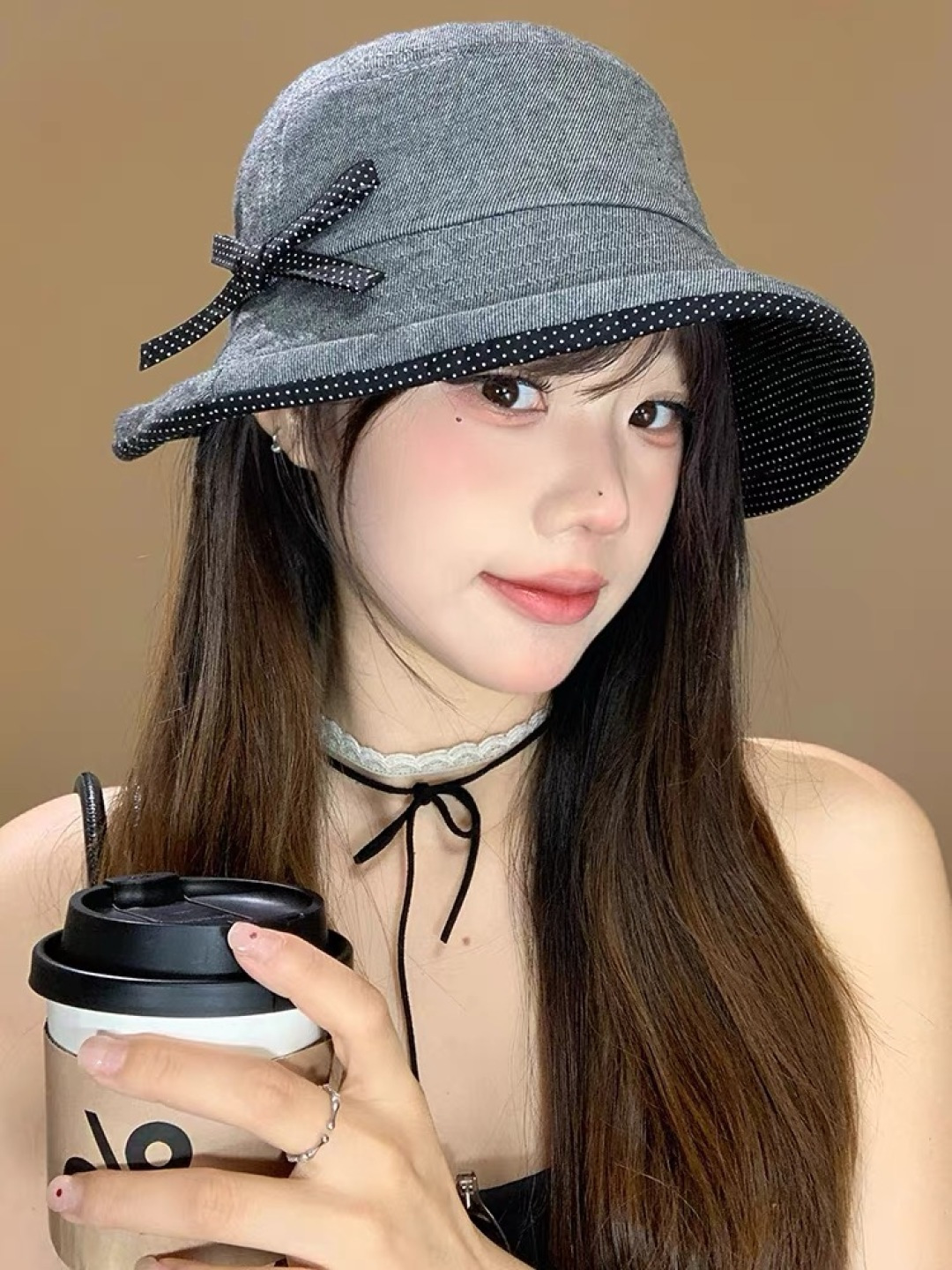  香奈儿 2025新款蝴蝶结卷边渔夫帽子女夏季赫本风气质优雅
礼帽百搭显脸小遮阳盆帽