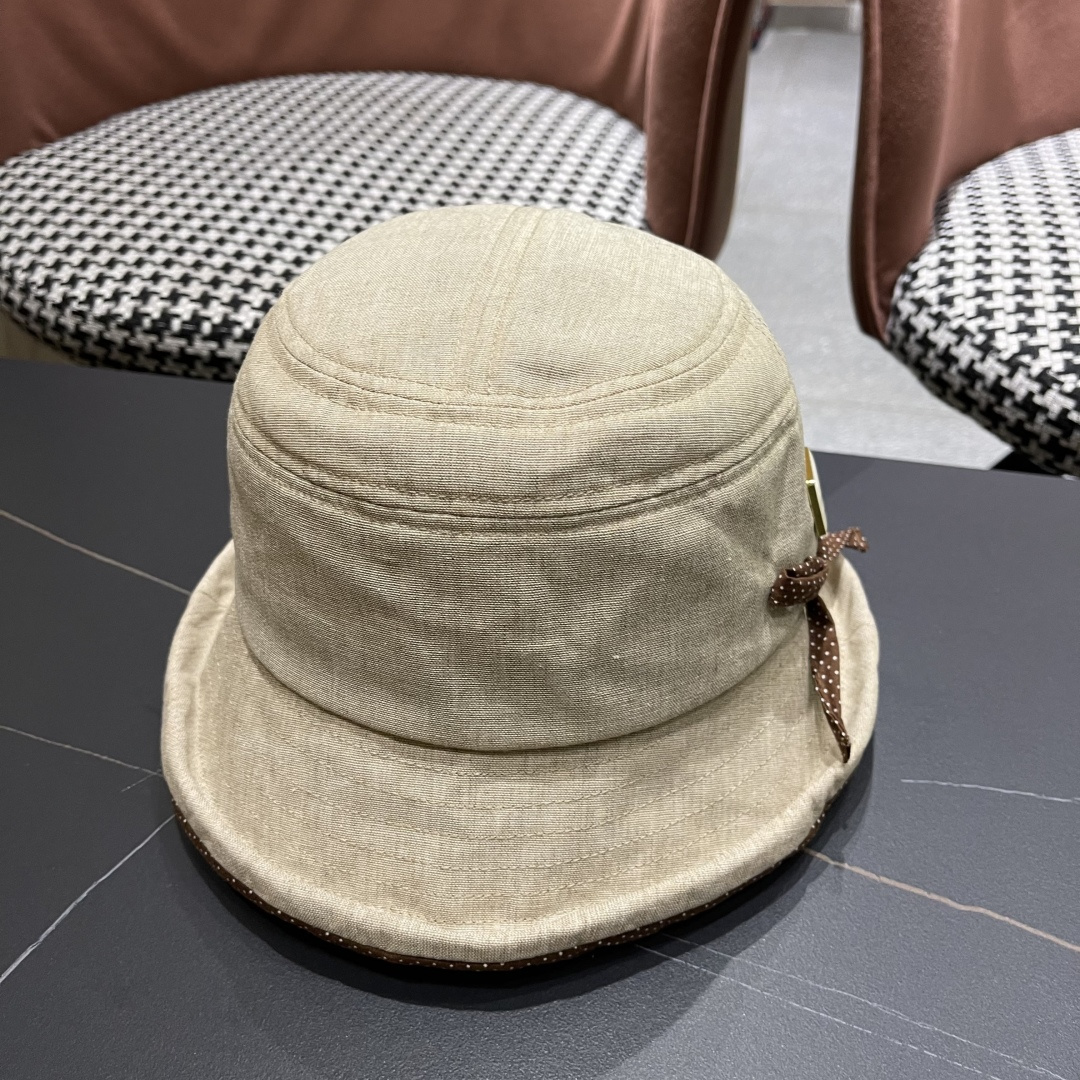  香奈儿 2025新款蝴蝶结卷边渔夫帽子女夏季赫本风气质优雅
礼帽百搭显脸小遮阳盆帽