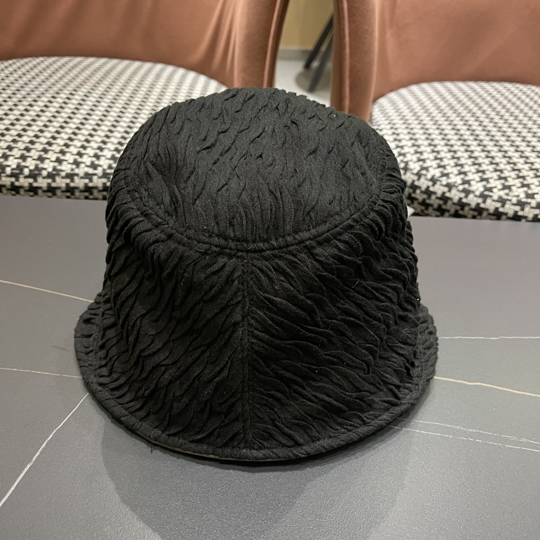  巴黎世家 2025新款日系复古简约百搭渔夫帽可折叠平顶
帽女旱秋画家帽报童帽