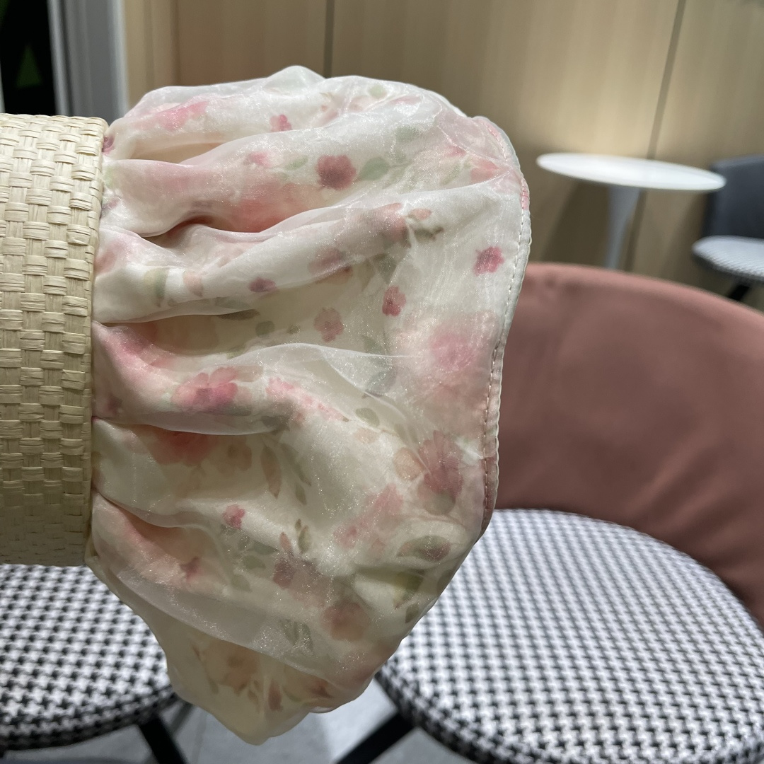  Prada普拉达多2025遮阳帽女夏季新款海边度假沙滩防晒防紫外线空顶帽