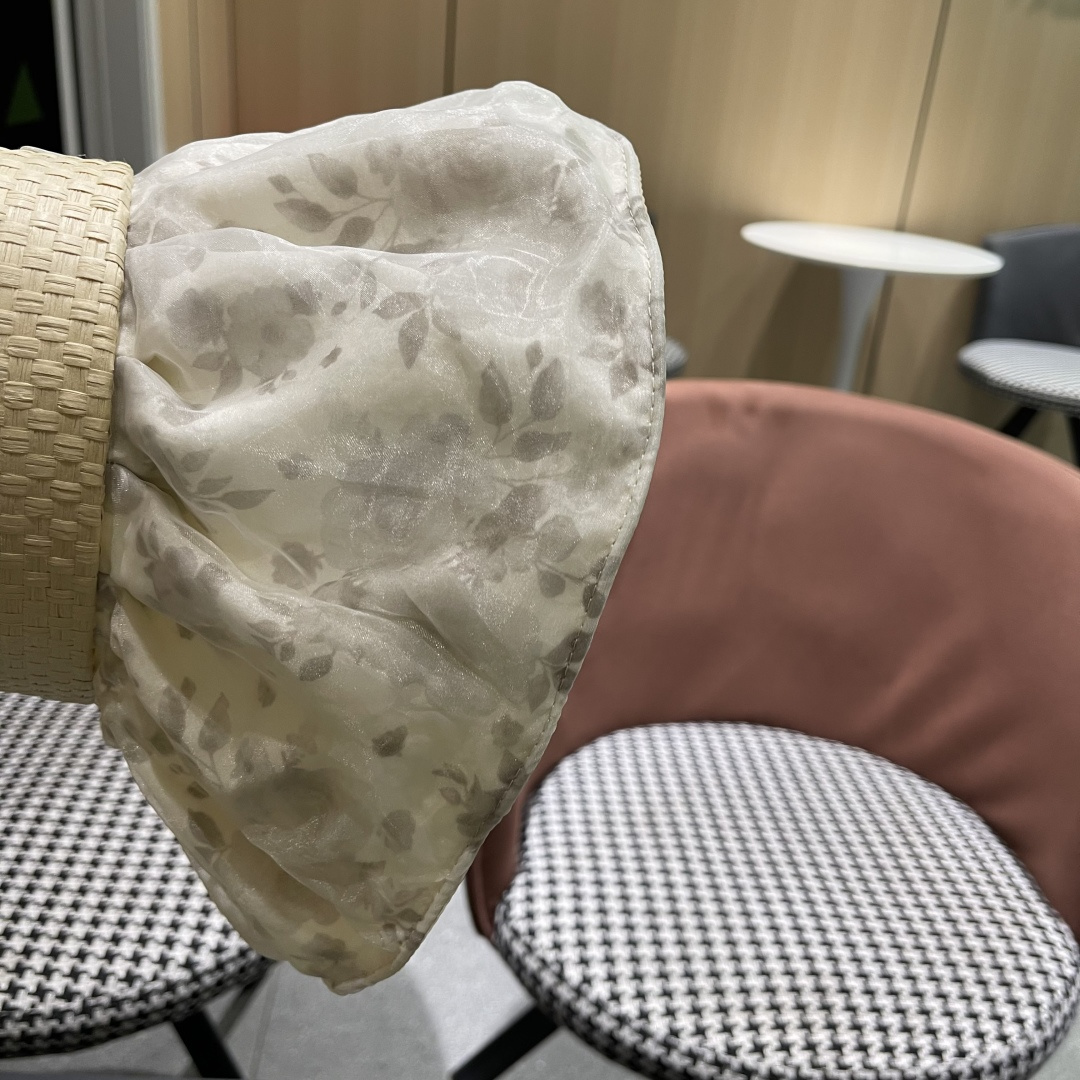  Prada普拉达多2025遮阳帽女夏季新款海边度假沙滩防晒防紫外线空顶帽