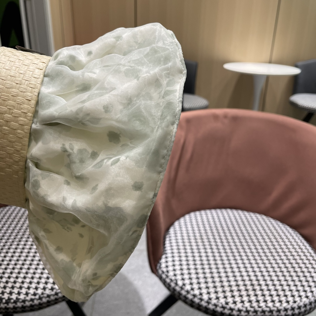  Prada普拉达多2025遮阳帽女夏季新款海边度假沙滩防晒防紫外线空顶帽