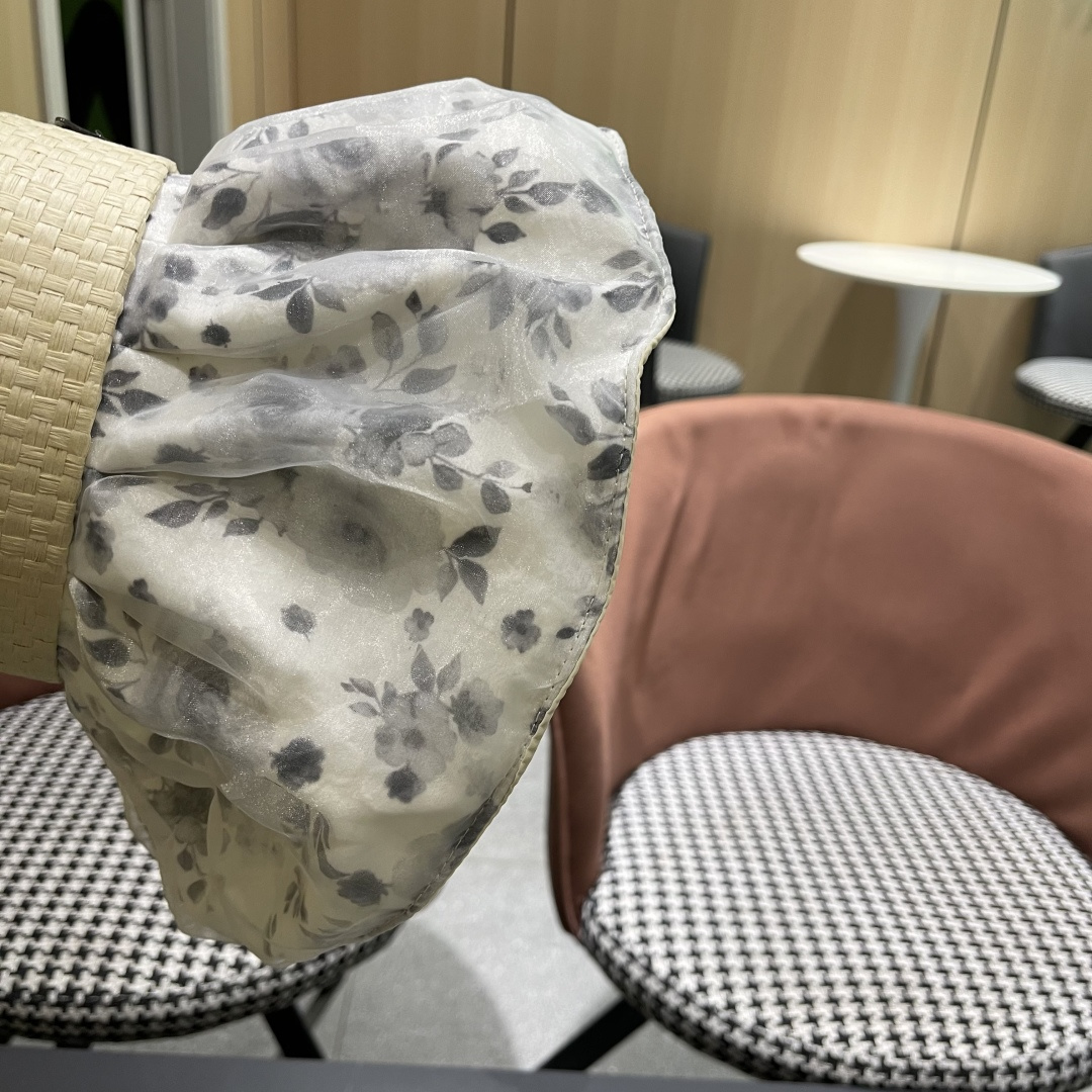  Prada普拉达多2025遮阳帽女夏季新款海边度假沙滩防晒防紫外线空顶帽