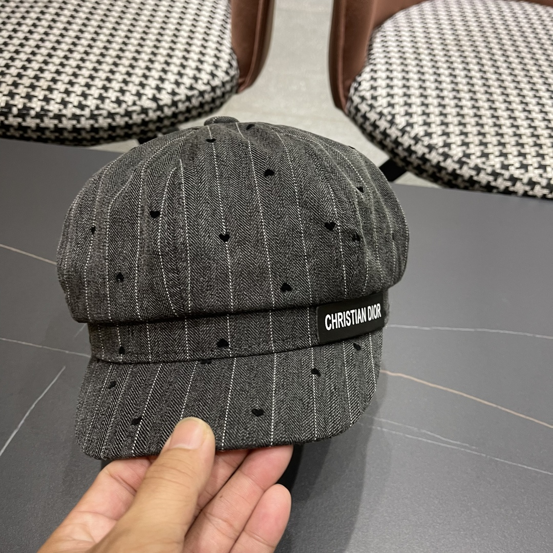  迪奥 遮阳八角帽子2025年爆款女新款时尚洋气
鸭舌帽春秋画家报童帽夏季