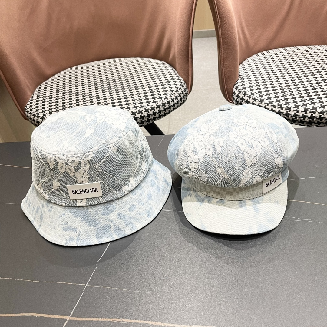  巴黎世家帽子女2025春季新品牛仔刺绣蕾丝渔夫帽时尚
显脸气质八角帽