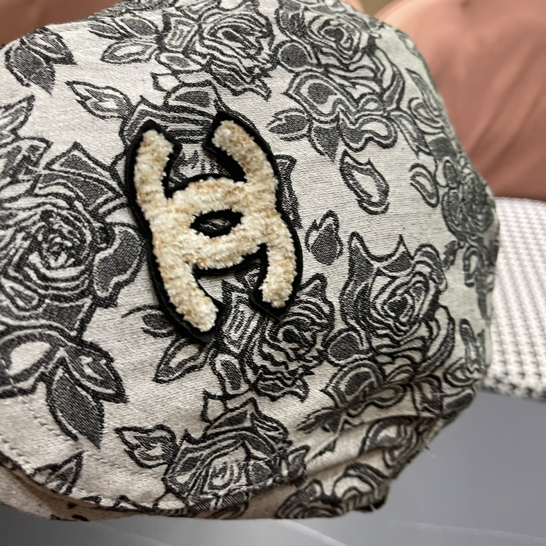 香奈儿2025韩版印花前进帽子女国风复古春夏时尚帽子民族风贝雷帽个性鸭舌帽