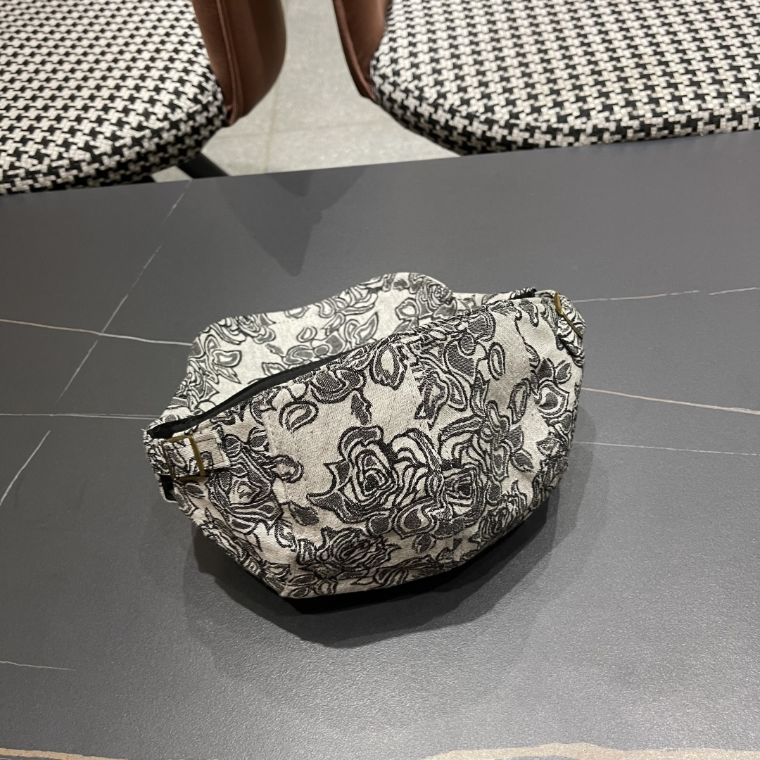 香奈儿2025韩版印花前进帽子女国风复古春夏时尚帽子民族风贝雷帽个性鸭舌帽