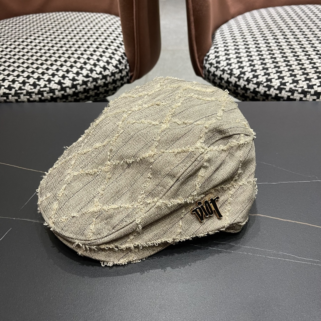 迪奥日系设计感前进帽女生时尚毛边画家帽显脸小复古报童帽春夏鸭舌帽