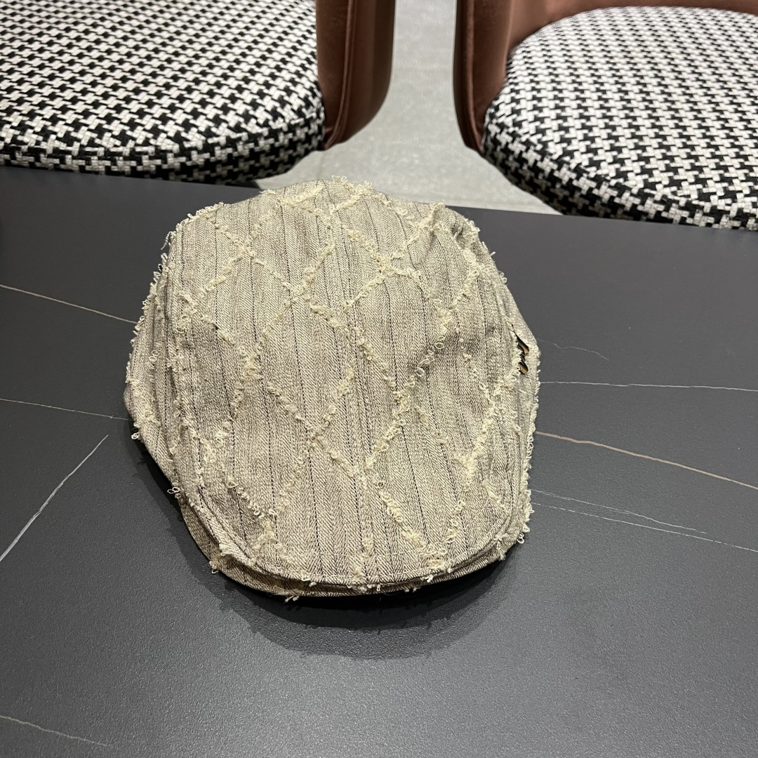 迪奥日系设计感前进帽女生时尚毛边画家帽显脸小复古报童帽春夏鸭舌帽