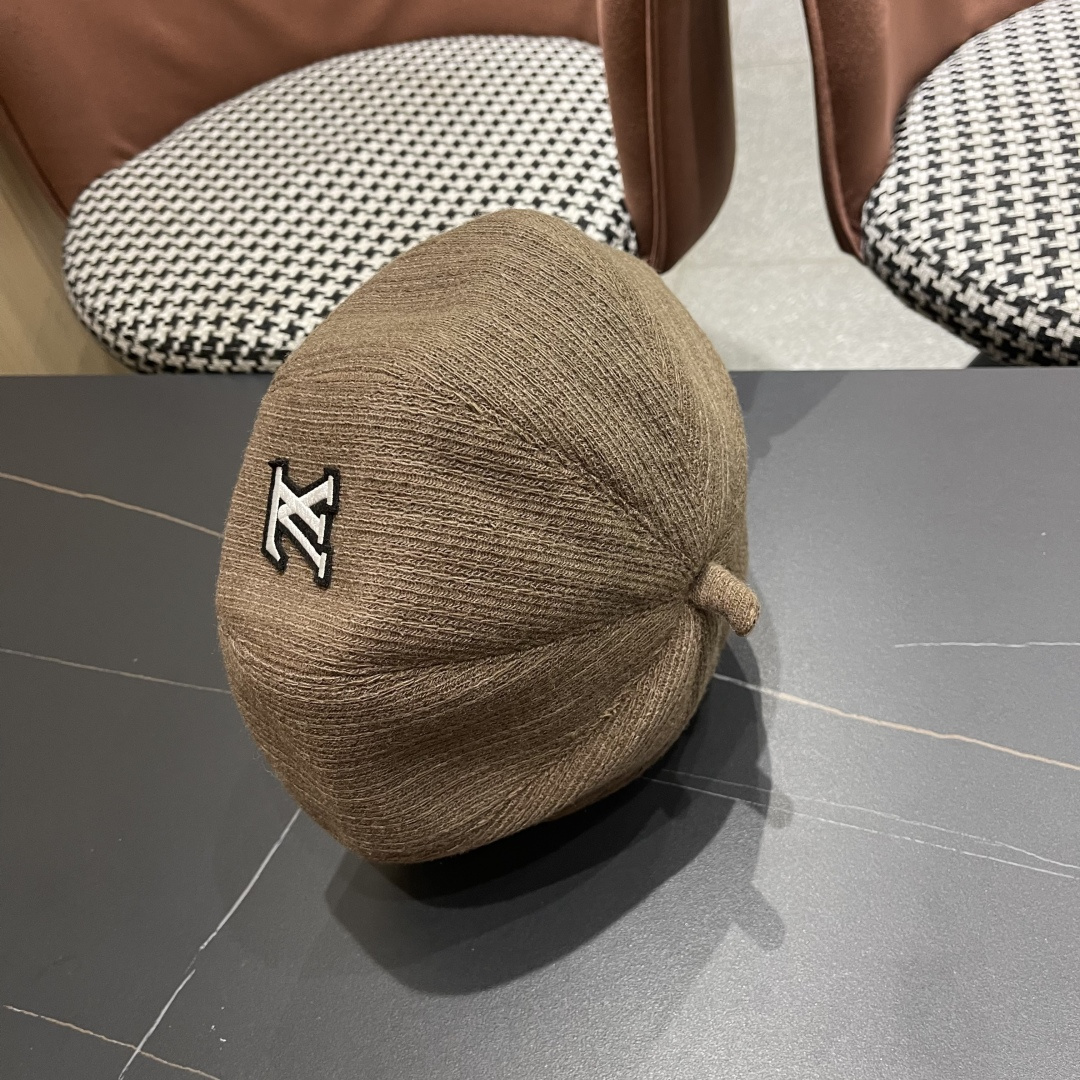 Lv路易威登秋冬新款字母贝雷帽子女韩版网红南瓜帽复古咖色简约百搭品脸小