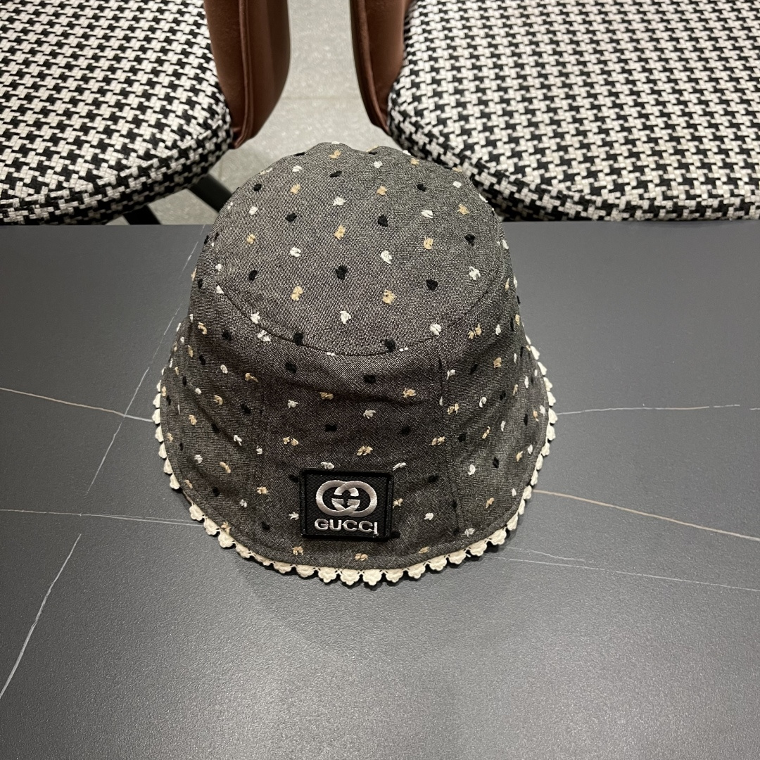  香奈儿Chanel夏季透气防晒渔夫帽子小碎花脸小休闲百搭出游遮阳盆帽