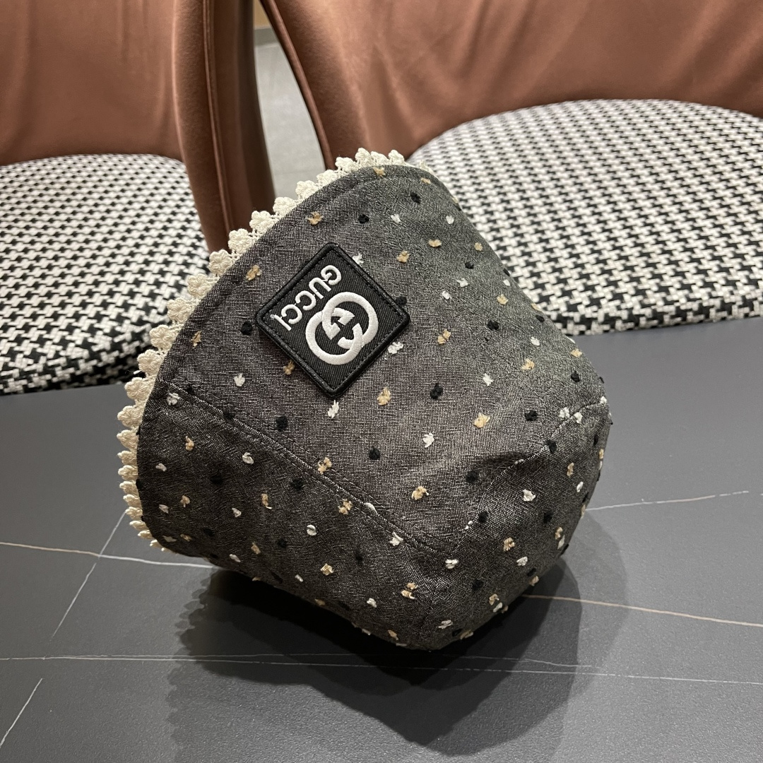  香奈儿Chanel夏季透气防晒渔夫帽子小碎花脸小休闲百搭出游遮阳盆帽