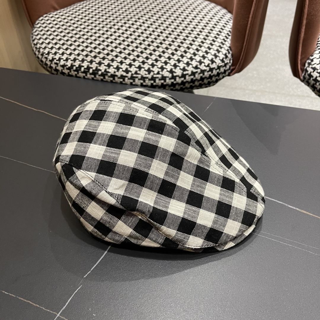 普拉达 黑白格子前进帽女文艺复吉百搭显脸小贝雷帽大头国报童鸭舌帽子潮