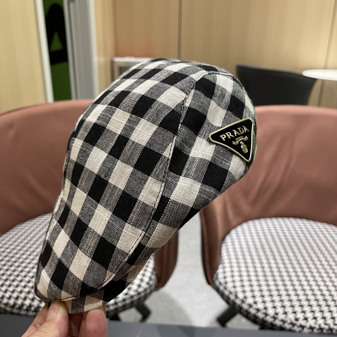 普拉达 黑白格子前进帽女文艺复吉百搭显脸小贝雷帽大头国报童鸭舌帽子潮