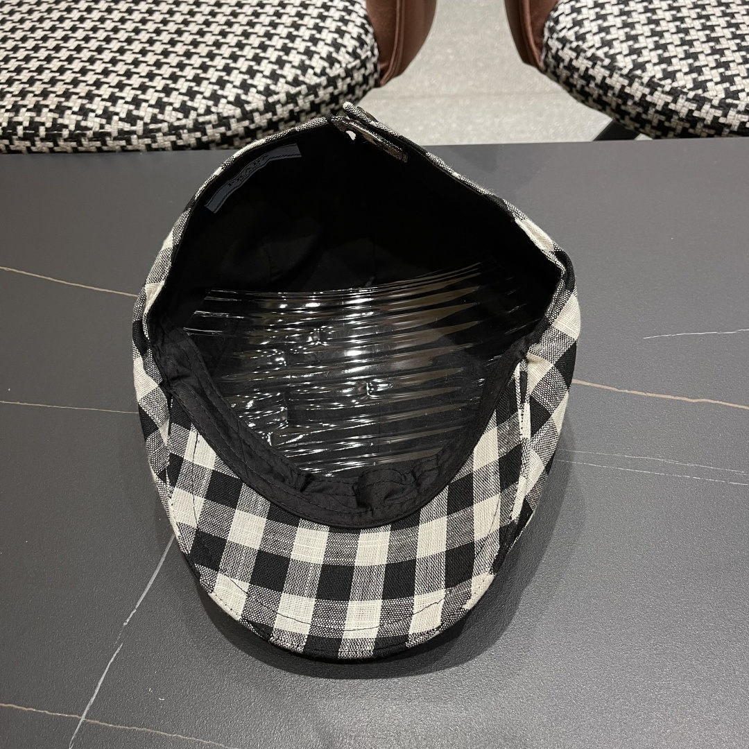 普拉达 黑白格子前进帽女文艺复吉百搭显脸小贝雷帽大头国报童鸭舌帽子潮