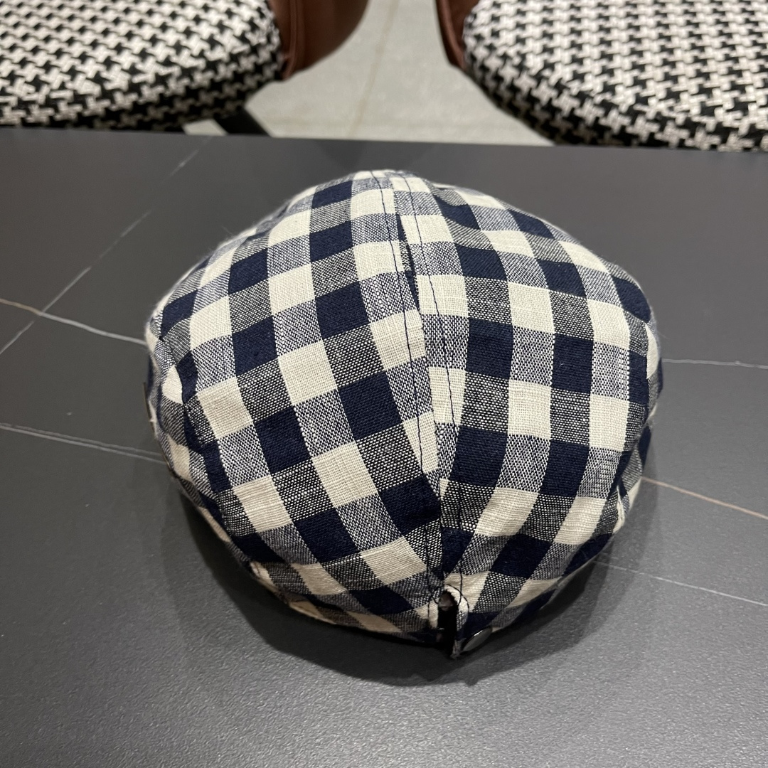 普拉达 黑白格子前进帽女文艺复吉百搭显脸小贝雷帽大头国报童鸭舌帽子潮