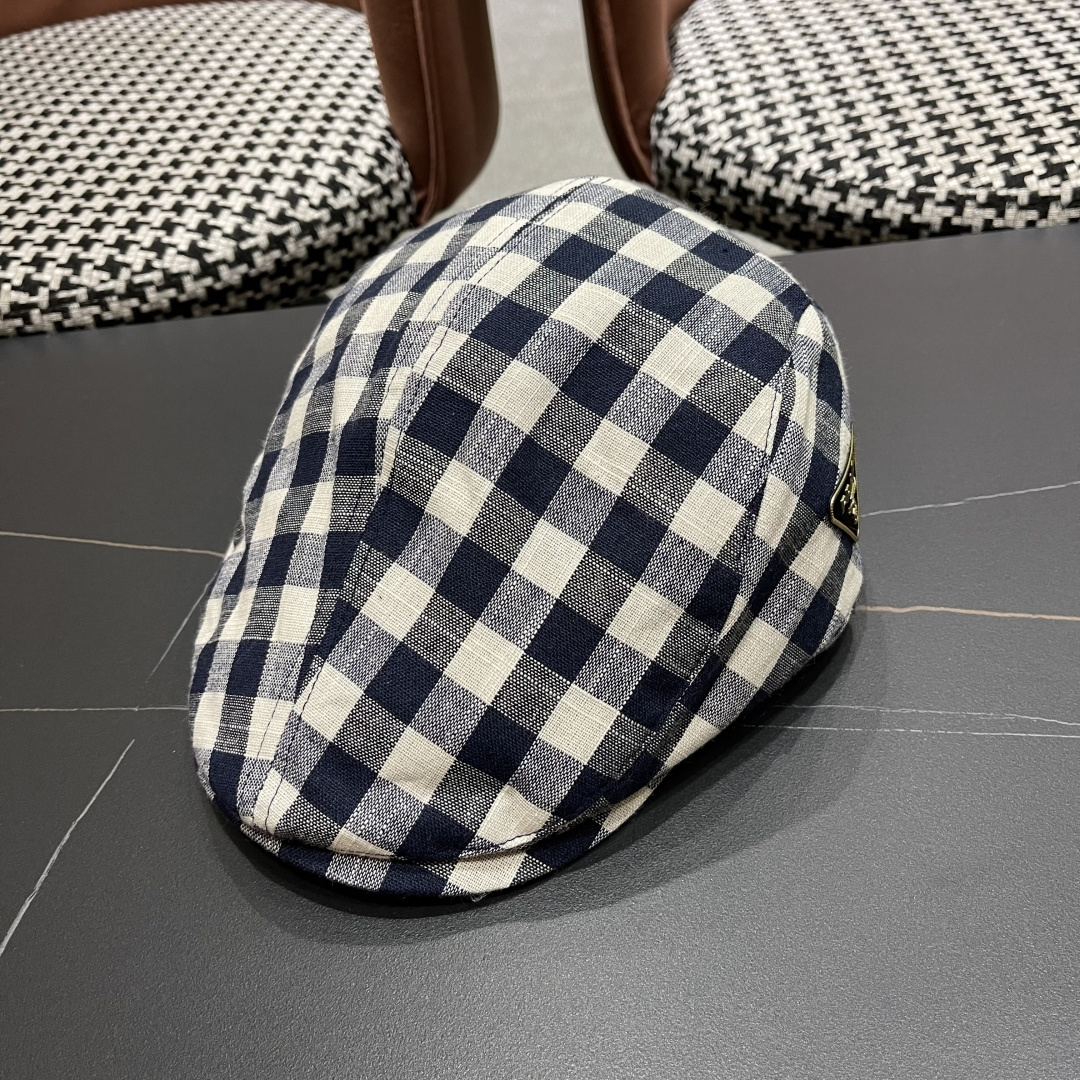 NO:352909,Prada black and white plaid forward hat female Renaissance versatile face little bere hat big head national newspaper boy baseball hat trendy hat straw hat fisherman hat baseball hat, hat, prada, espadrilles, hats普拉达 黑白格子前进帽女文艺复吉百搭显脸小贝雷 帽大头国报童鸭舌帽子潮帽子草帽渔夫帽棒球帽,帽子,prada,espadrilles,hats,hat