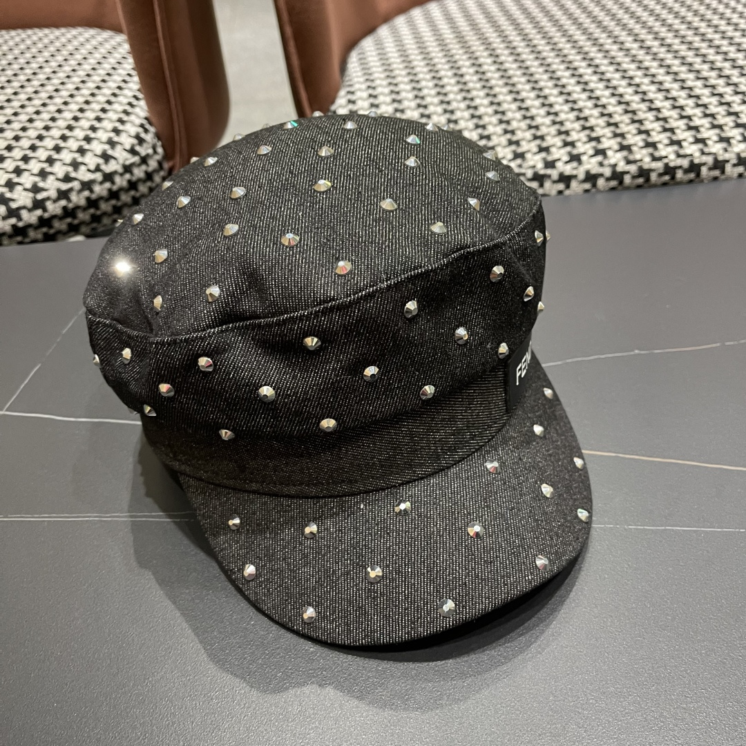 芬迪 复古水洗字母水钻平顶帽子女夏季时尚百搭旵脸小鸭舌帽防晒遮阳